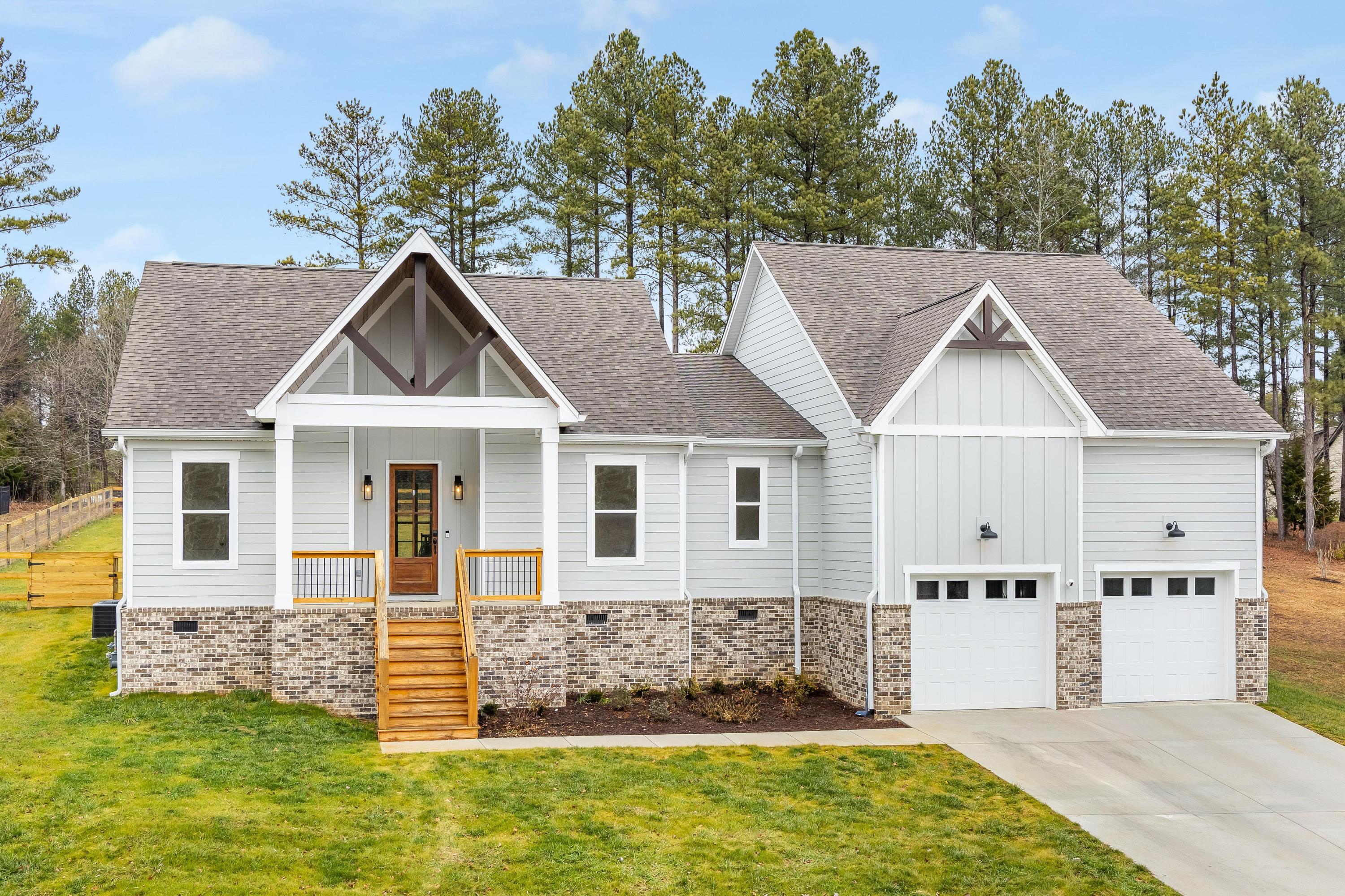 12101 Floyd Brown Road Soddy Daisy, TN 37379 - Photo 2 of 45 2025_01_January_12101_Floyd_Brown_Rd_000