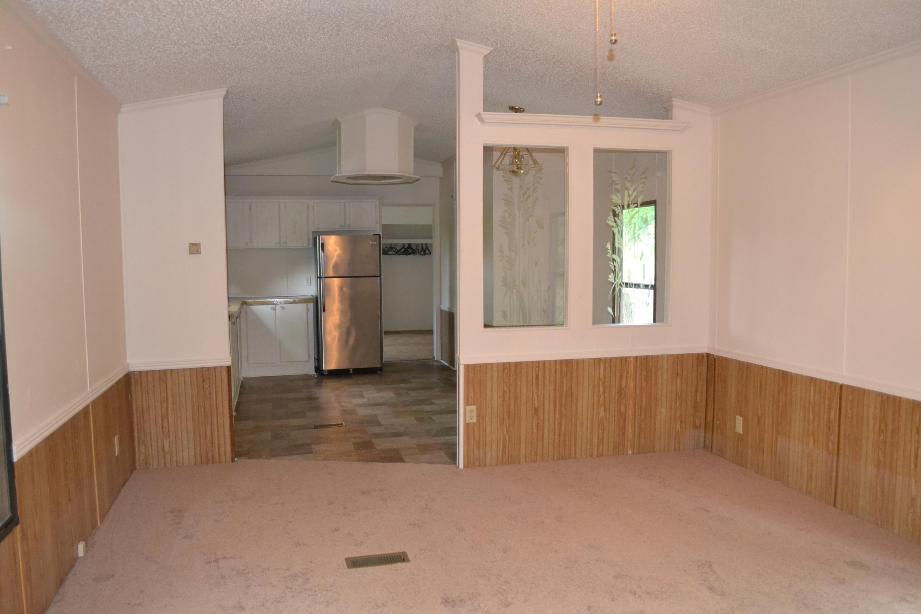 206 Tipton Road Crossville, TN 38571 - Photo 8 of 16 DSC_0336