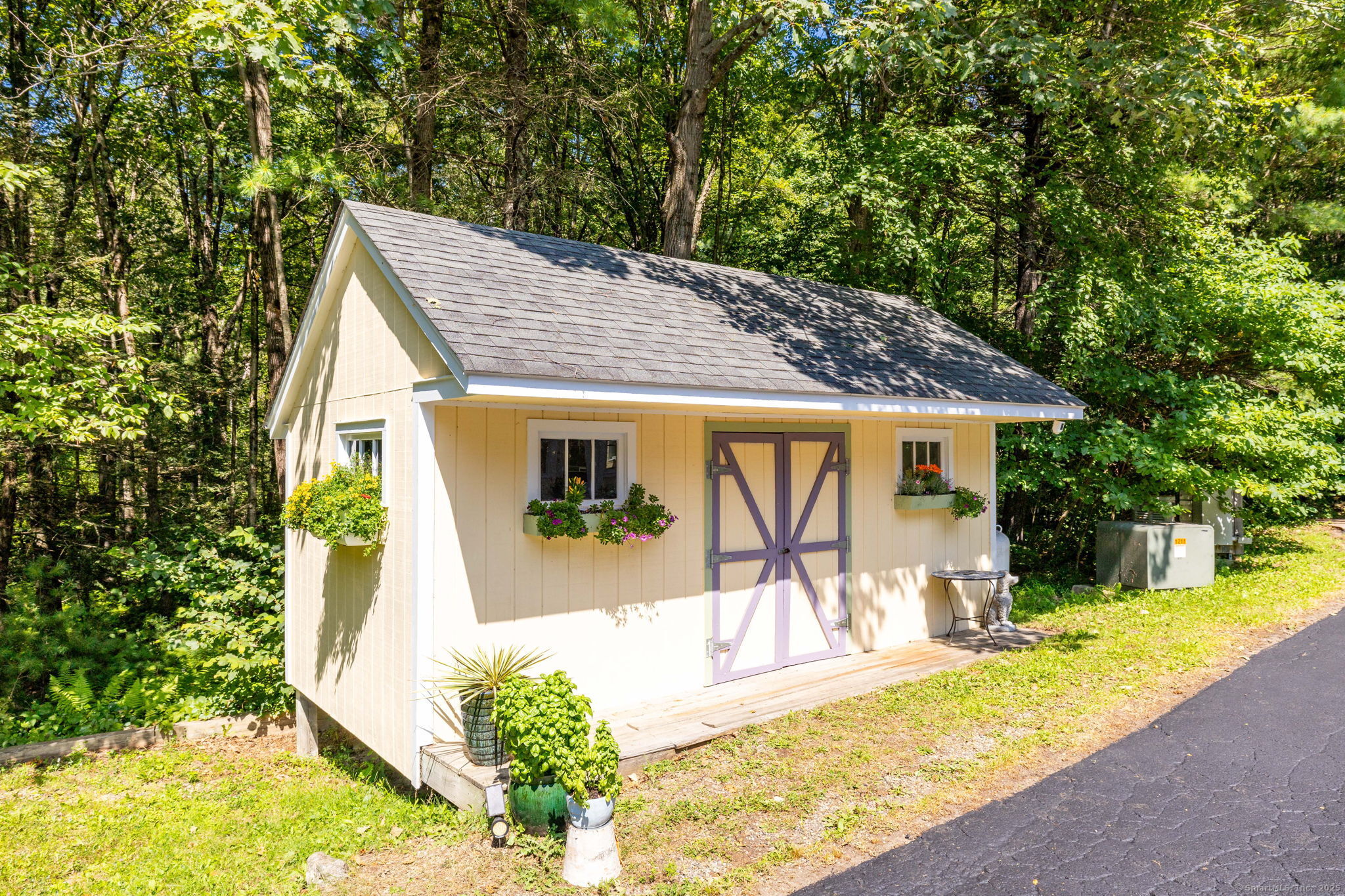 35 Hanson Road Canton, CT 06019 - Photo 5 of 39