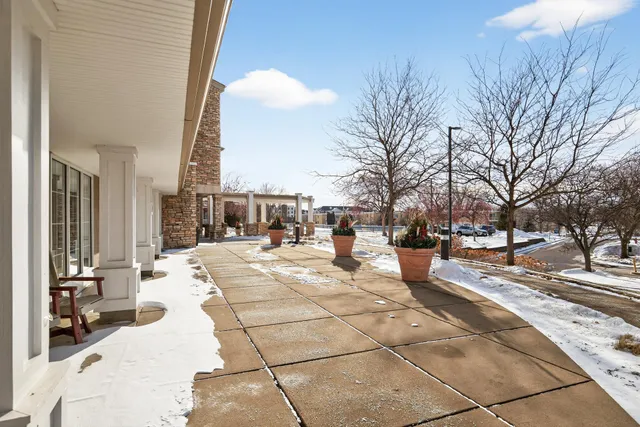 $119,000 | 5650 Boone Avenue North, Unit 310, New Hope, MN 55428