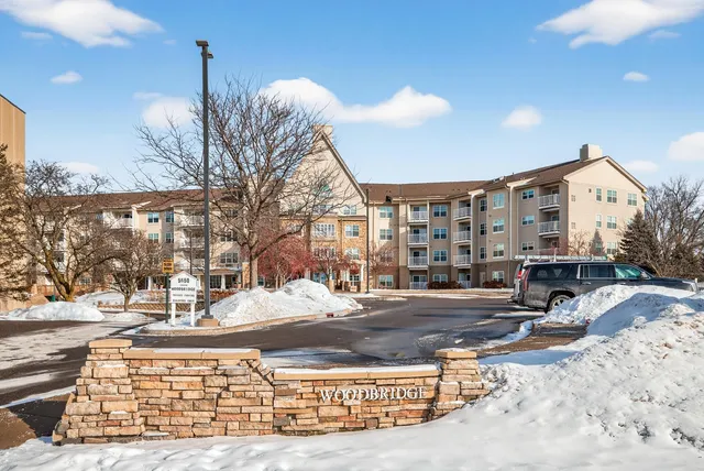 $119,000 | 5650 Boone Avenue North, Unit 310, New Hope, MN 55428