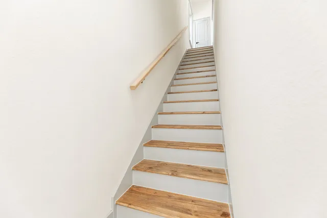 $1,799 | 704 South 1st Street, Unit B2, Conroe, TX 77301