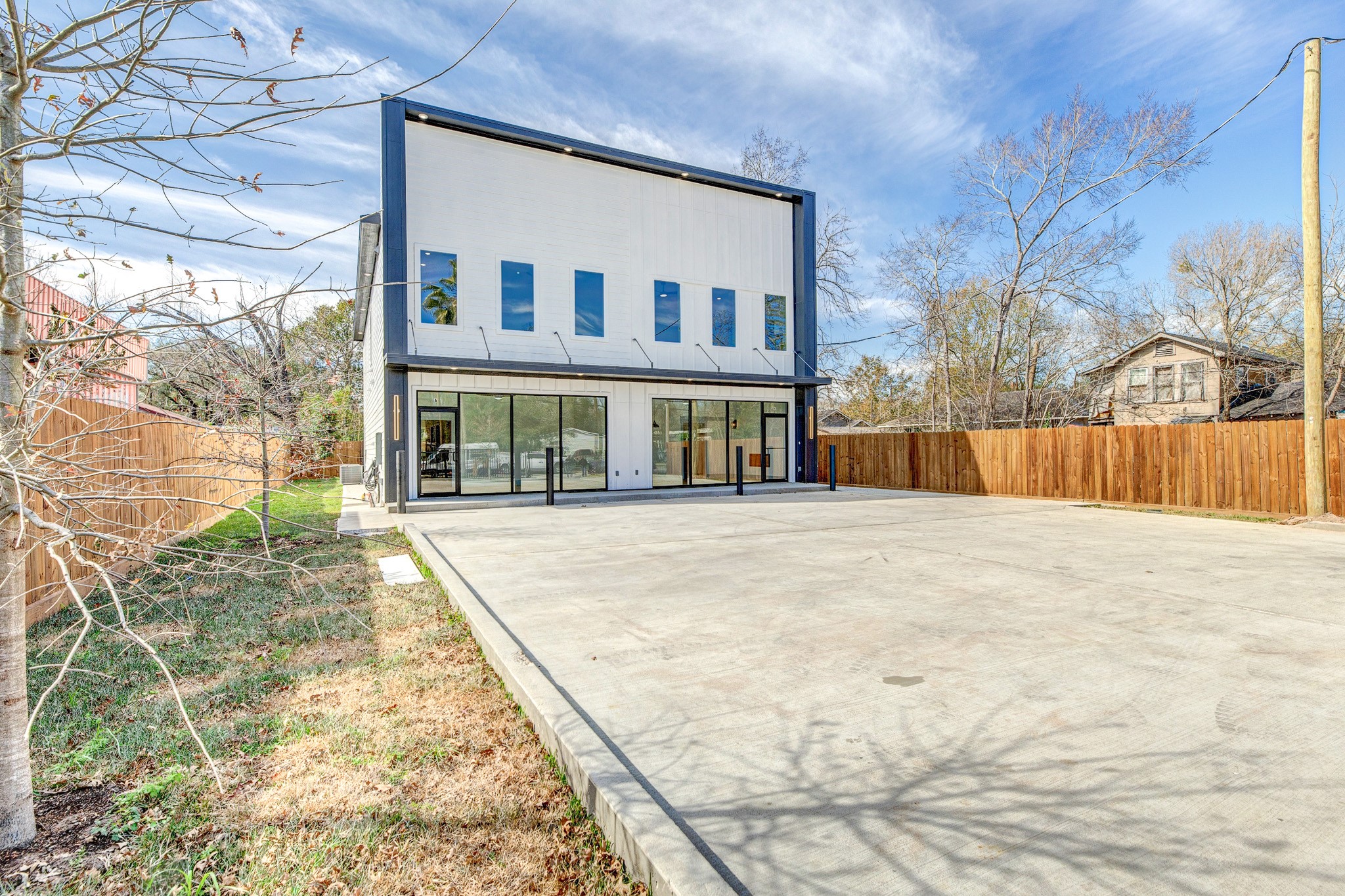 704 South 1st Street, Unit B2 Conroe, TX 77301 - Photo 20 of 26