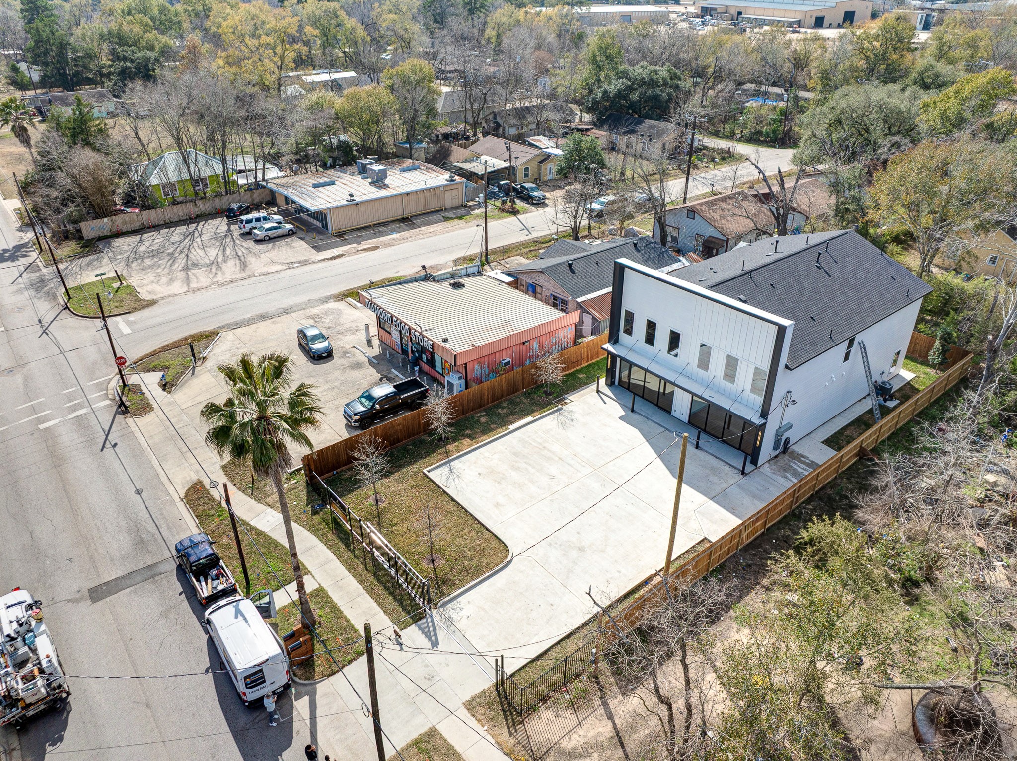 704 South 1st Street, Unit B2 Conroe, TX 77301 - Photo 24 of 26