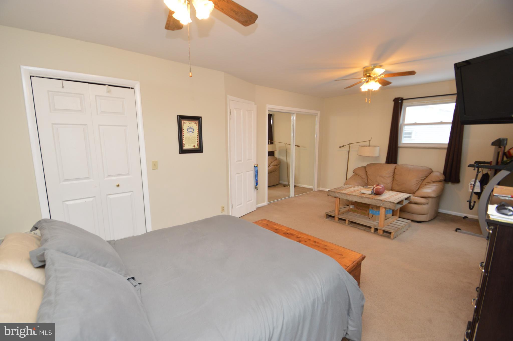 1005 Mitman Road Easton, PA 18040 - Photo 8 of 27 Gallery Image 8