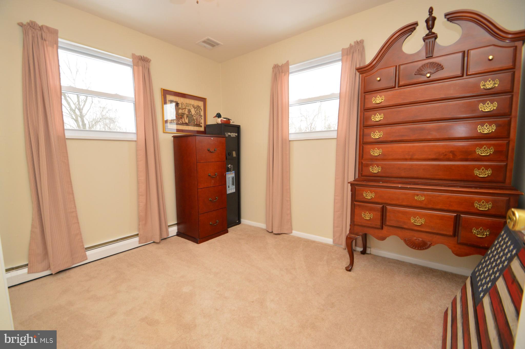 1005 Mitman Road Easton, PA 18040 - Photo 9 of 27 Gallery Image 9