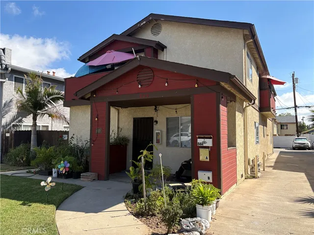 $1,289,000 | 844 Loma Avenue, Long Beach, CA 90804