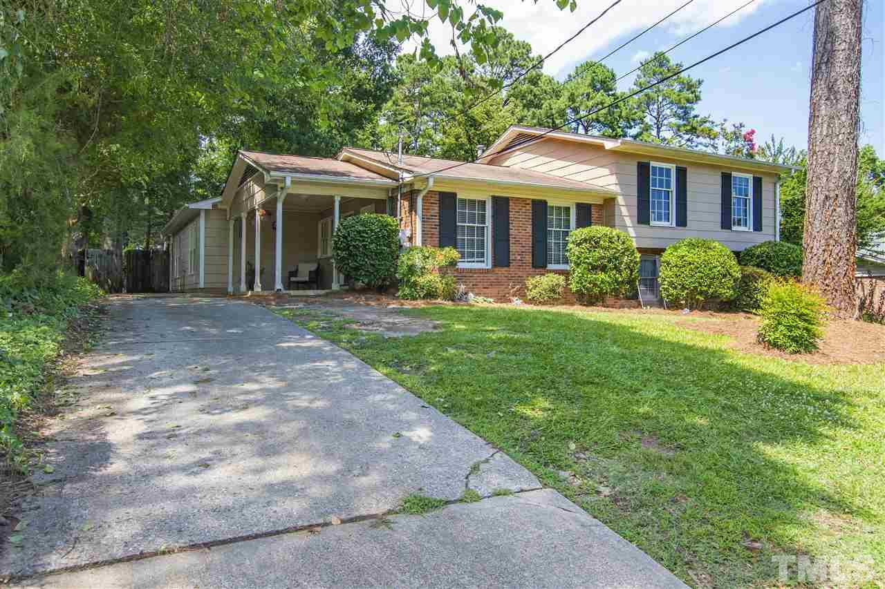 313 Compton Road Raleigh, NC 27609 - Photo 3 of 29