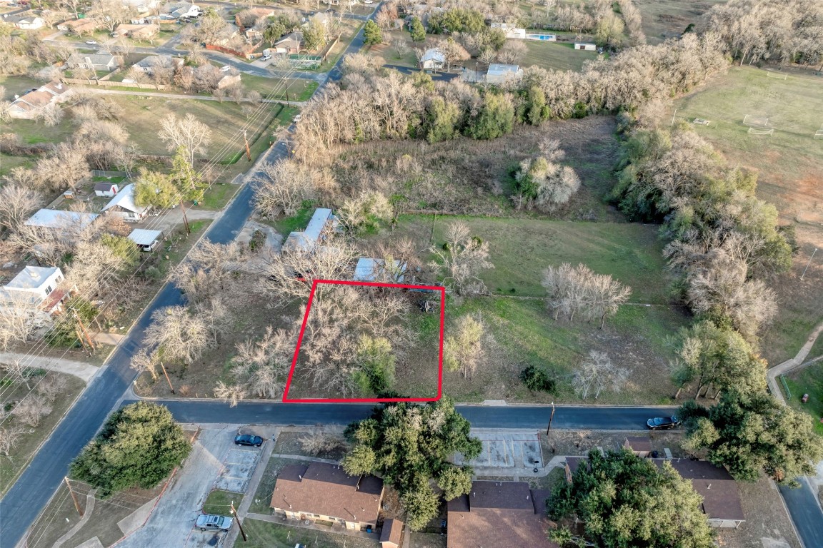Lot 2 East Alamo Street Elgin, TX 78621 - Photo 1 of 14
