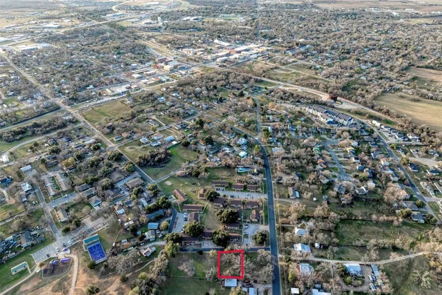 $95,000 | Lot 2 East Alamo Street, Elgin, TX 78621