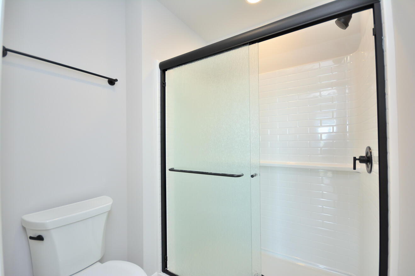 997 Elderberry Road Oconomowoc, WI 53066 - Photo 22 of 26 75 ARWT (22)