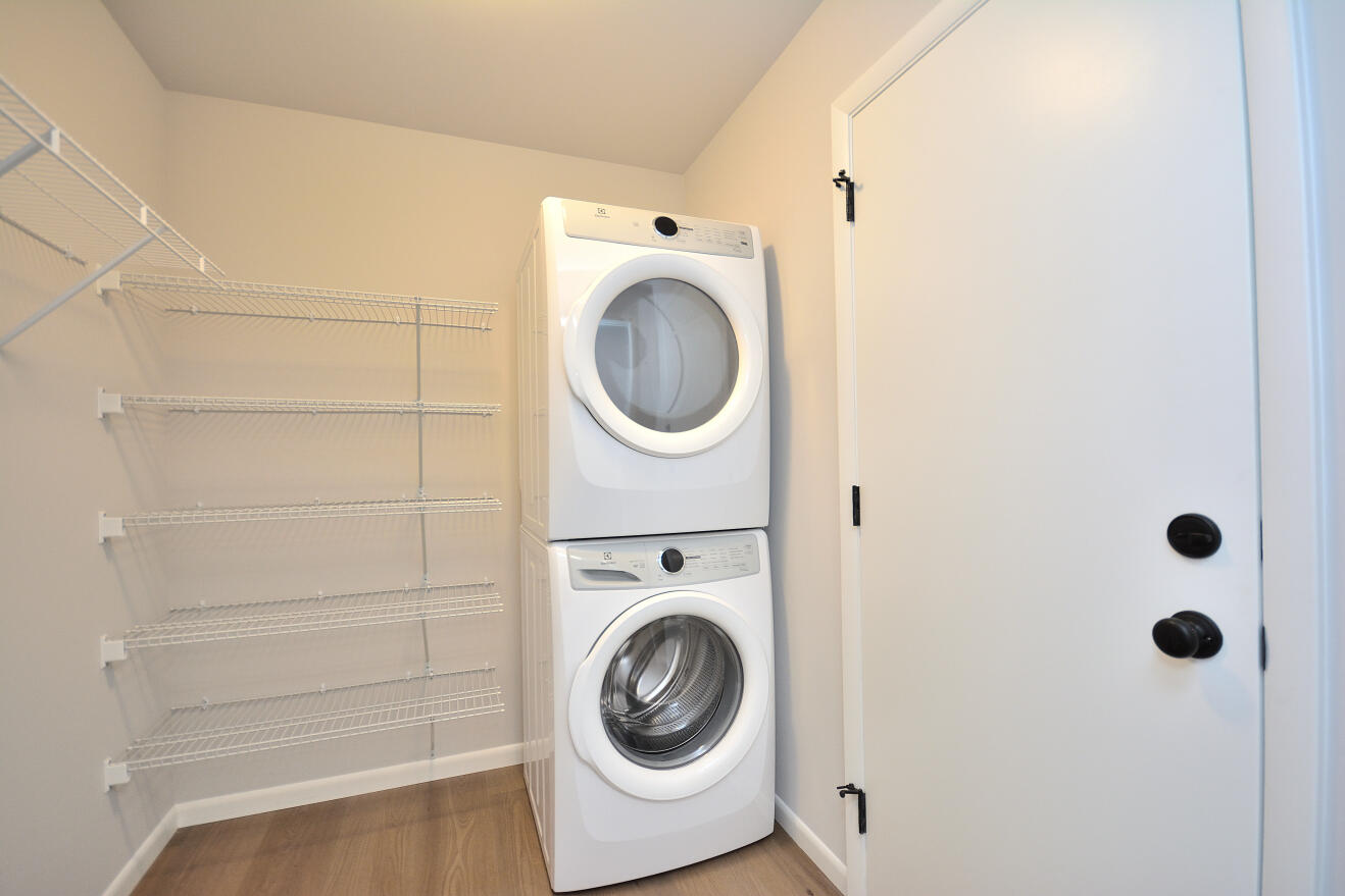 997 Elderberry Road Oconomowoc, WI 53066 - Photo 8 of 26 75 ARWT (8)