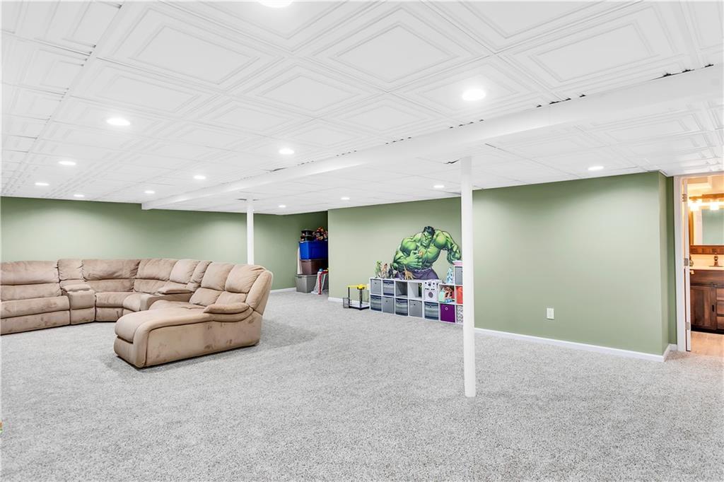 5190 Hardt Road Gibsonia, PA 15044 - Photo 19 of 25 Gallery Image 19