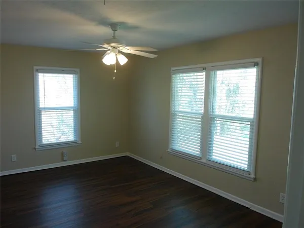 $1,950 | 4929 Roxie Street, Haltom City, TX 76117