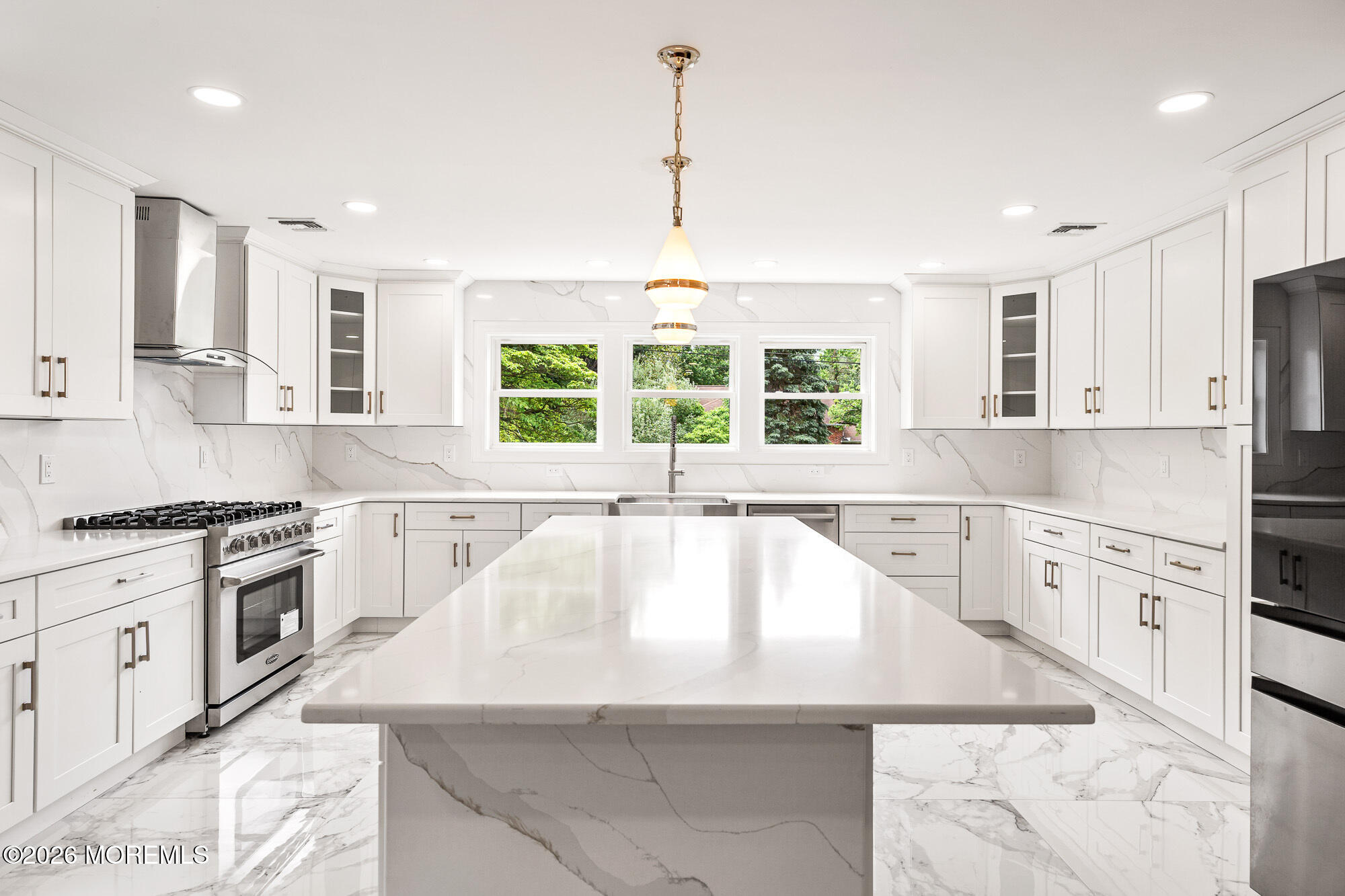 146 Bruce Road Red Bank, NJ 07701 - Photo 12 of 36 1