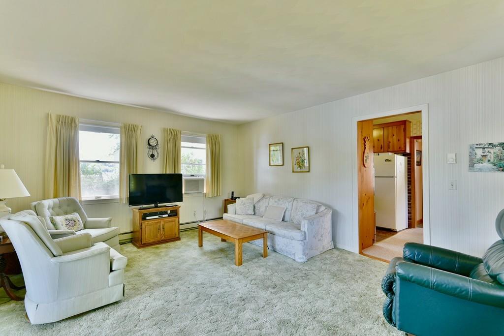 33 Adams Road Sturbridge, MA 01566 - Photo 14 of 29