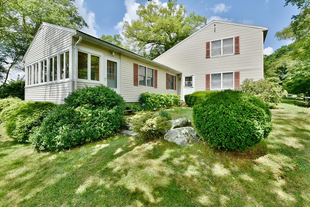 33 Adams Road Sturbridge, MA 01566 - Photo 8 of 29