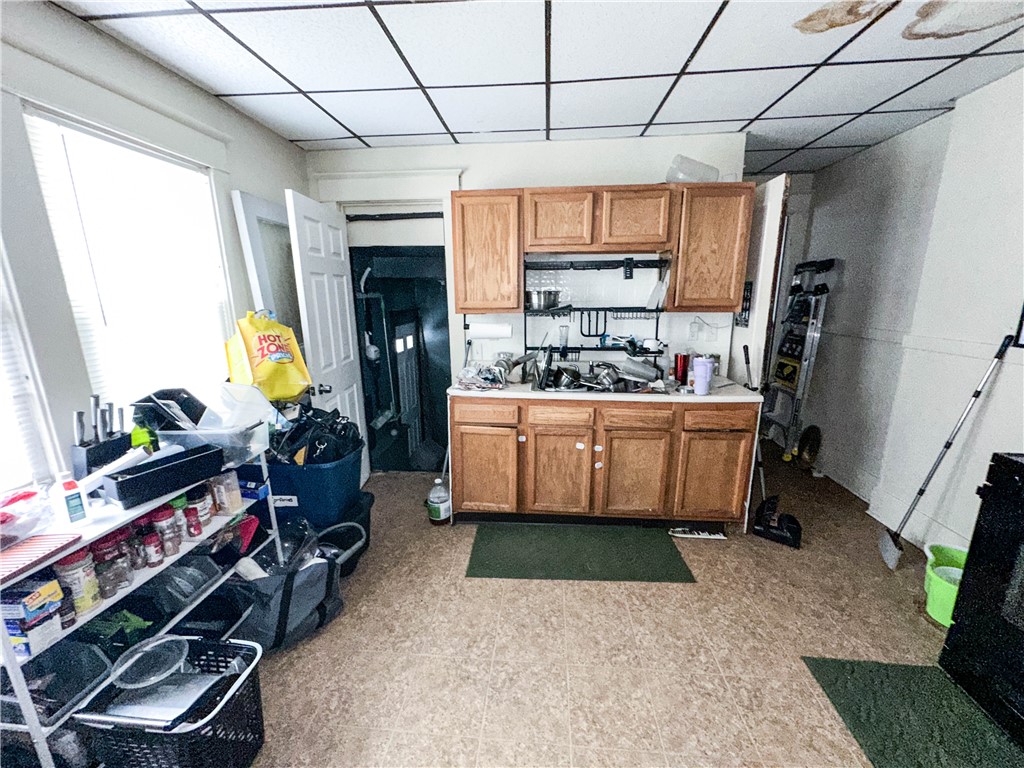 413 Parsells Avenue Rochester, NY 14609 - Photo 6 of 20