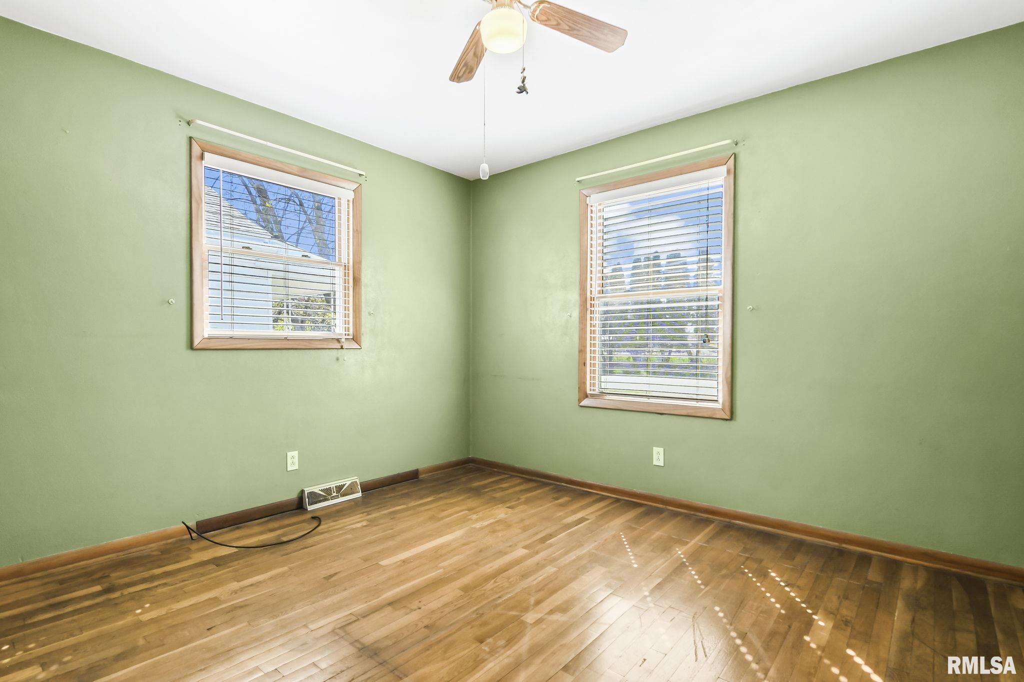 1138 North 19th Street Springfield, IL 62702 - Photo 20 of 27