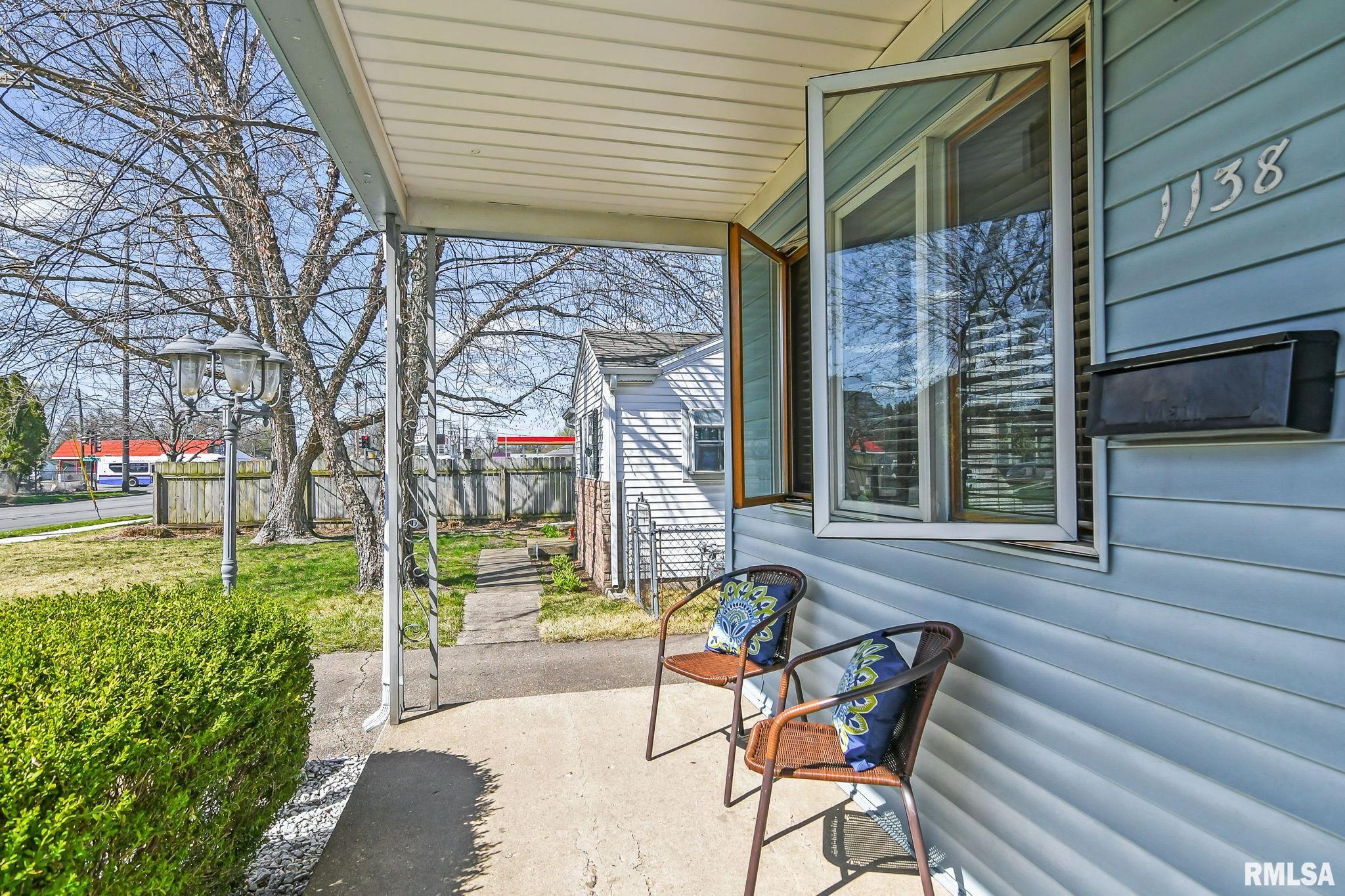 1138 North 19th Street Springfield, IL 62702 - Photo 3 of 27