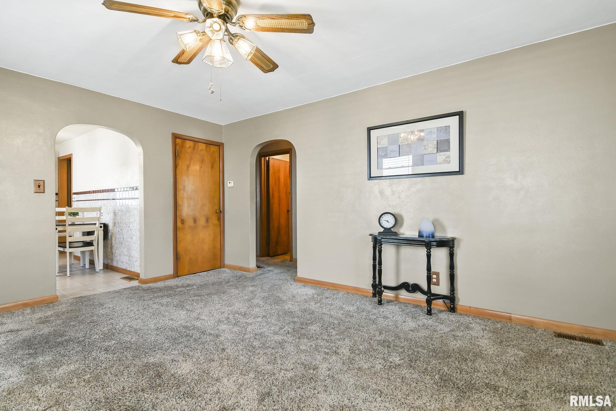 1138 North 19th Street Springfield, IL 62702 - Photo 9 of 27