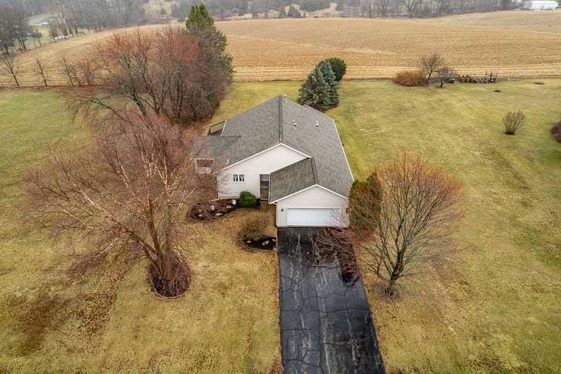 186 Lake Summerset Road Davis, IL 61019 - Photo 21 of 58