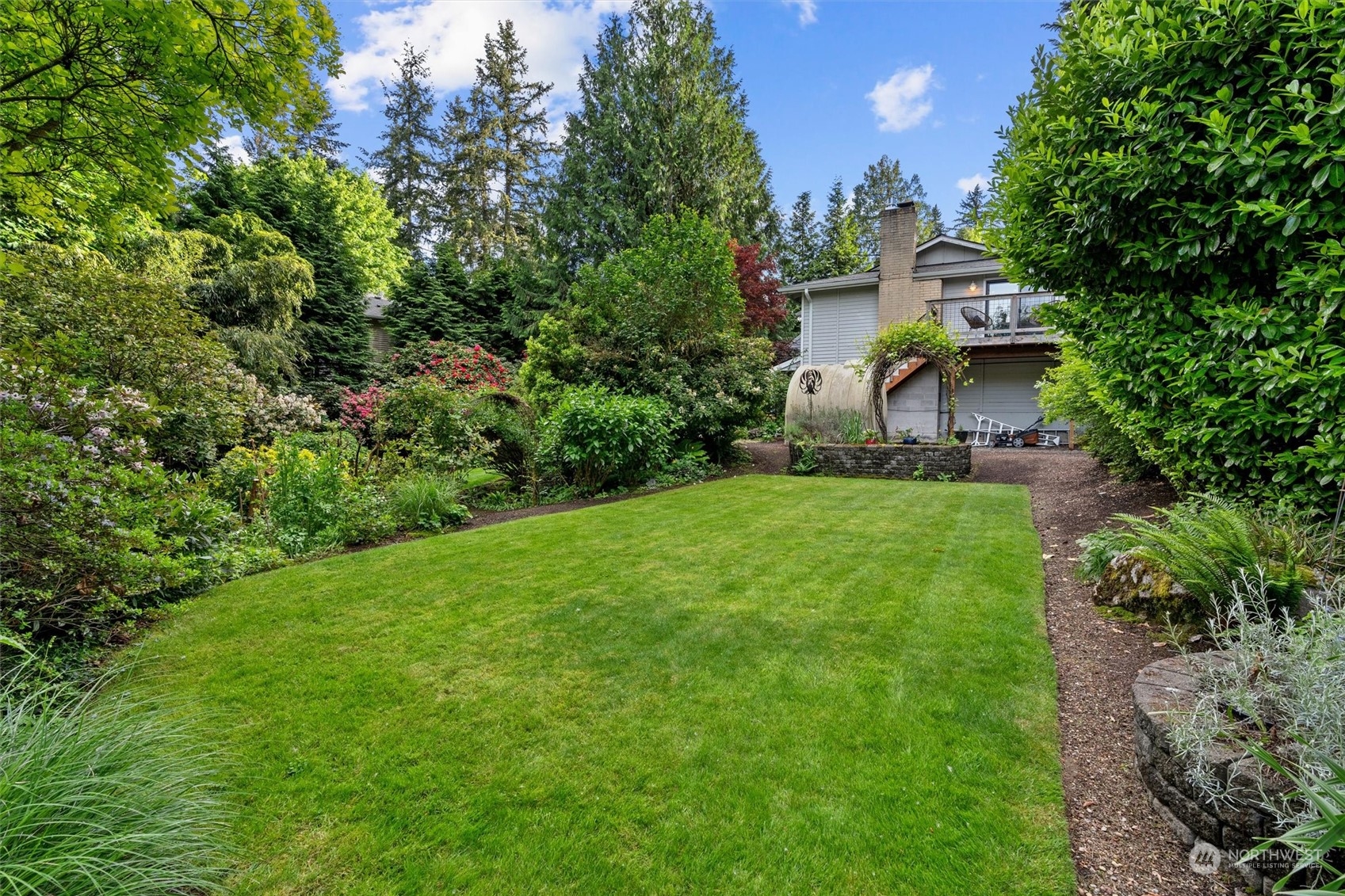 14712 Simonds Road Northeast Bothell, WA 98011 - Photo 35 of 40 Gallery Image 35