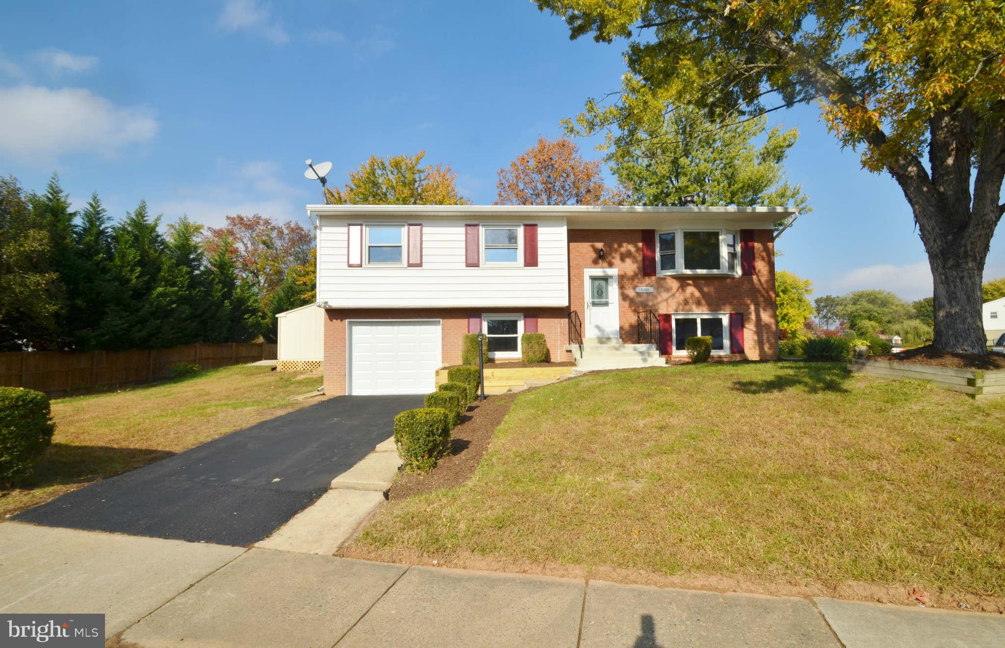 13201 Delaney Road Woodbridge, VA 22193 - Photo 3 of 26 Exterior (Front)