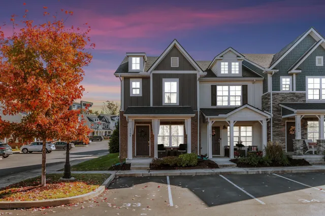 $379,900 | 1100 Lilly Valley Way, Nashville, TN 37209