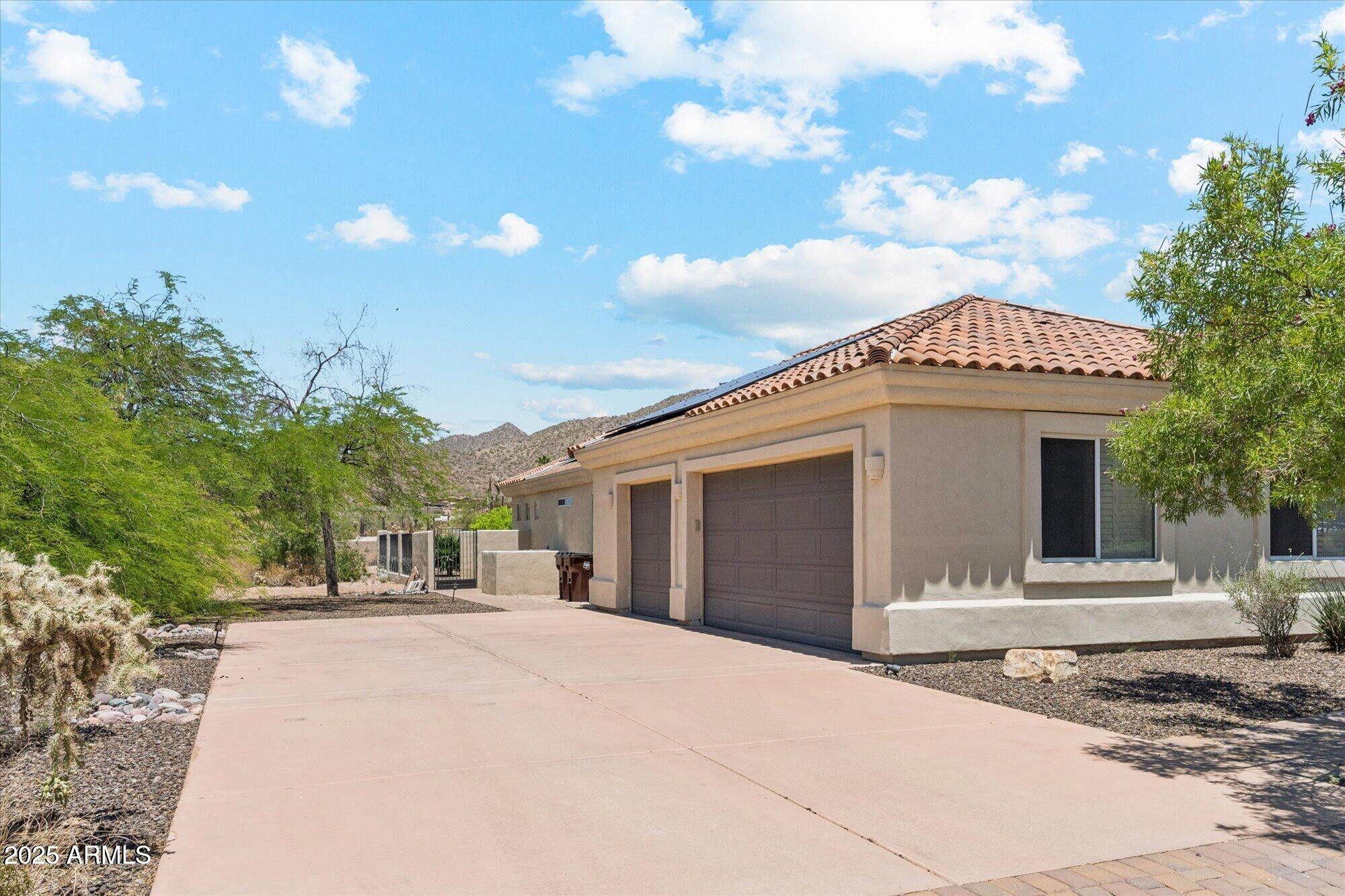 8540 East McDowell Road, Unit 10 Mesa, AZ 85207 - Photo 7 of 46 6