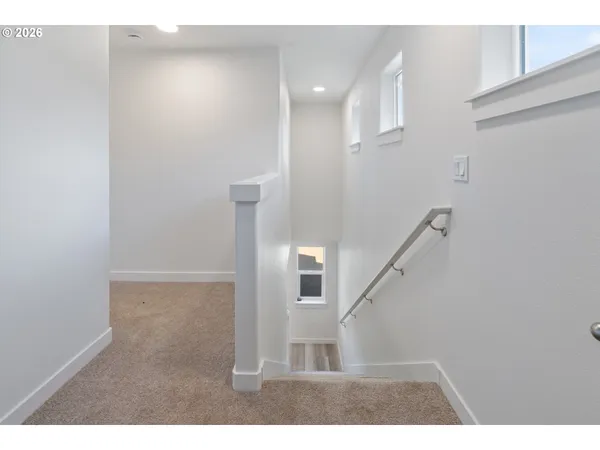 $599,000 | 201 Highland Drive West, Tillamook, OR 97141