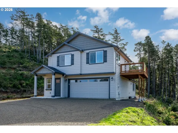 $599,000 | 201 Highland Drive West, Tillamook, OR 97141