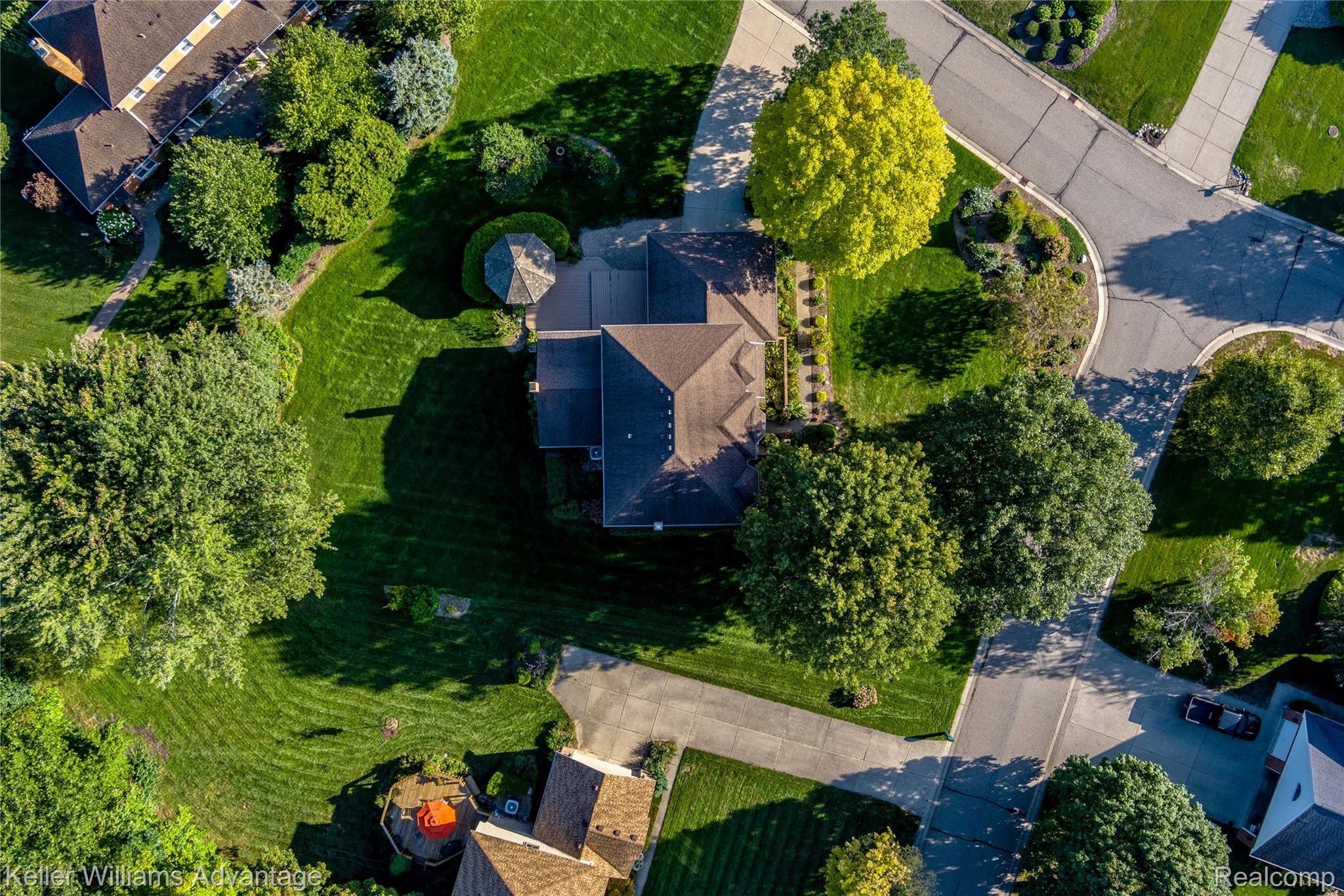 41274 Beacon Road Novi, MI 48375 - Photo 43 of 48 41274 Beacon-1-11.jpg