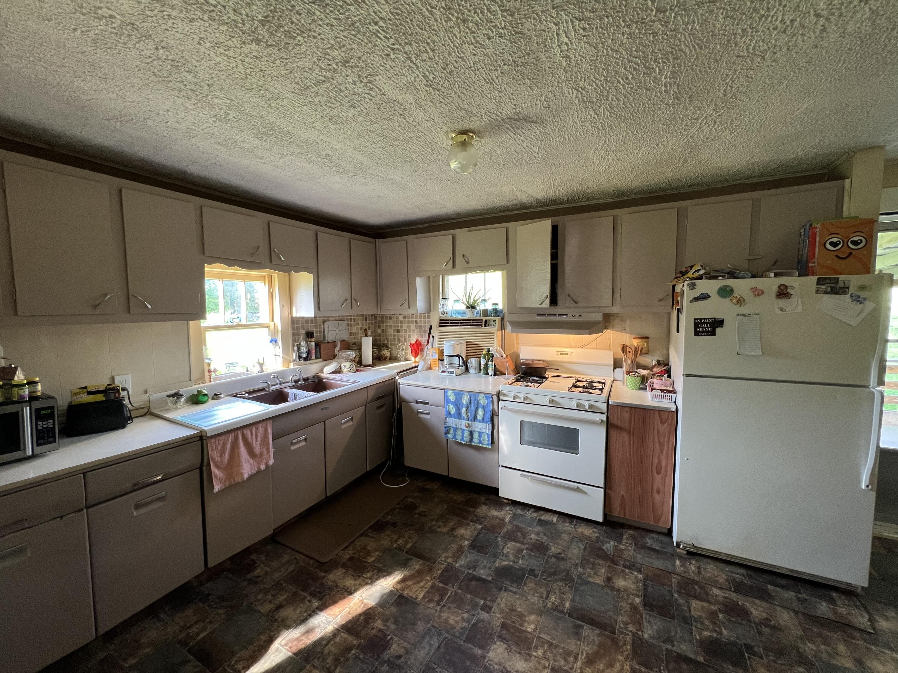 396 Hazel Fork Road Gray, KY 40734 - Photo 42 of 70 E61977ED-B586-441E-AB32-2C7460CA4040