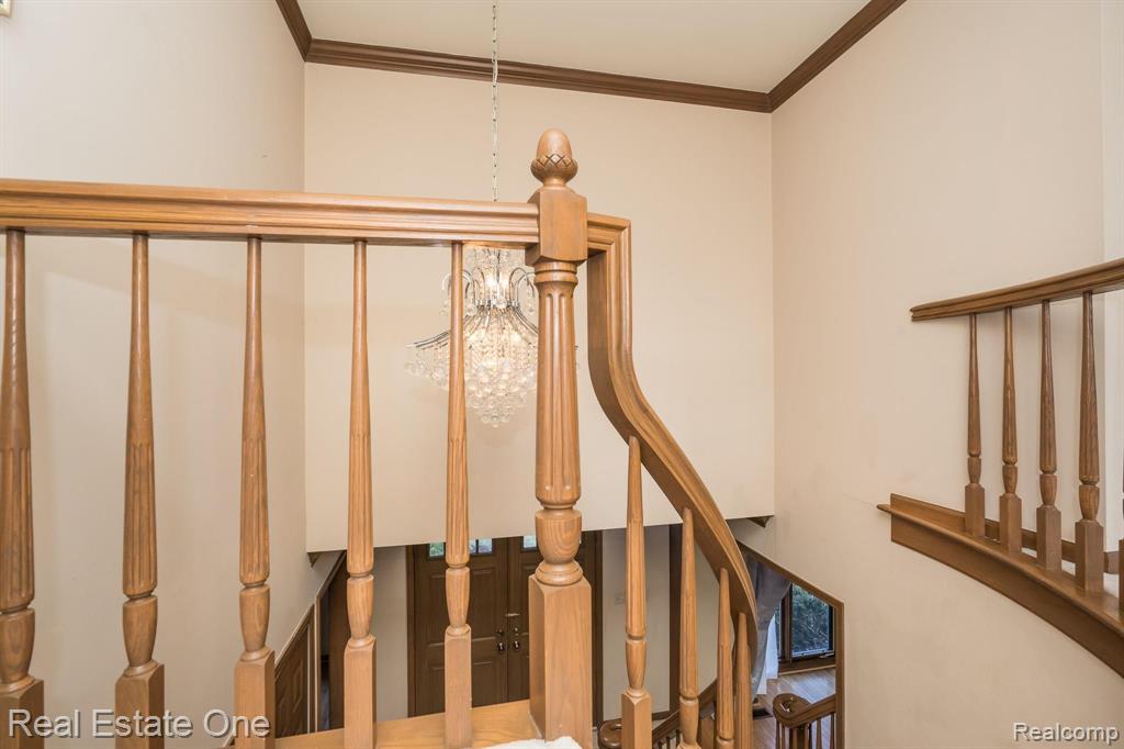 327 Silvervale Drive Rochester, MI 48309 - Photo 26 of 43