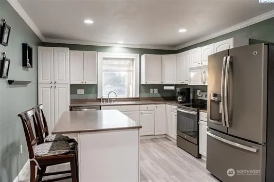 $300,000 | 304 East 2nd Street, Prescott, WA 99348