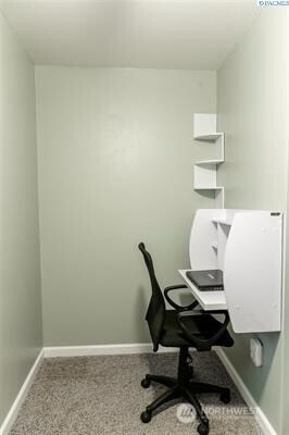 304 East 2nd Street Prescott, WA 99348 - Photo 18 of 24 a workspace with furniture and lamp