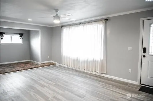 $300,000 | 304 East 2nd Street, Prescott, WA 99348