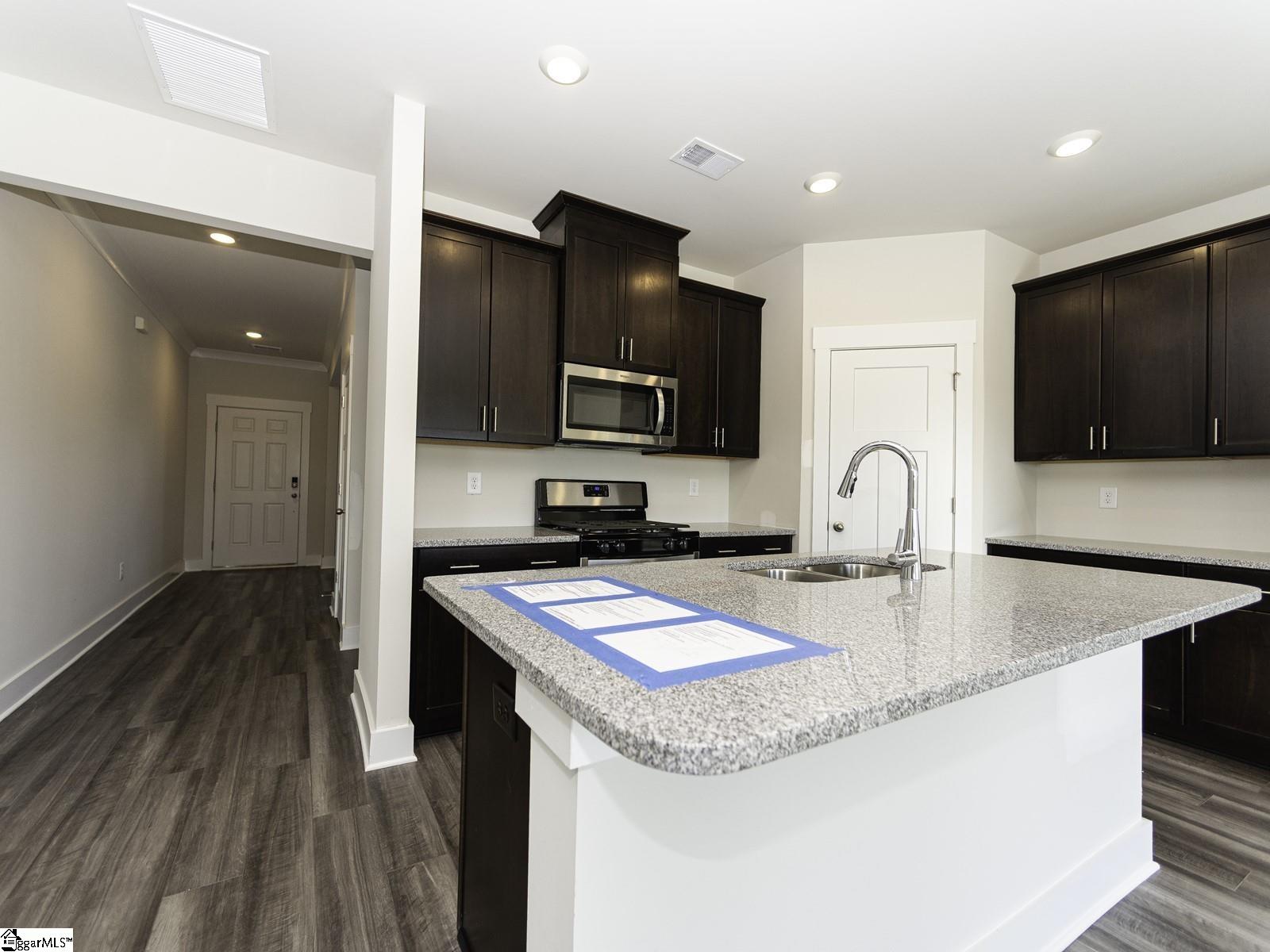 14 Shorncliffe Road Simpsonville, SC 29680 - Photo 13 of 35 Gallery Image 13