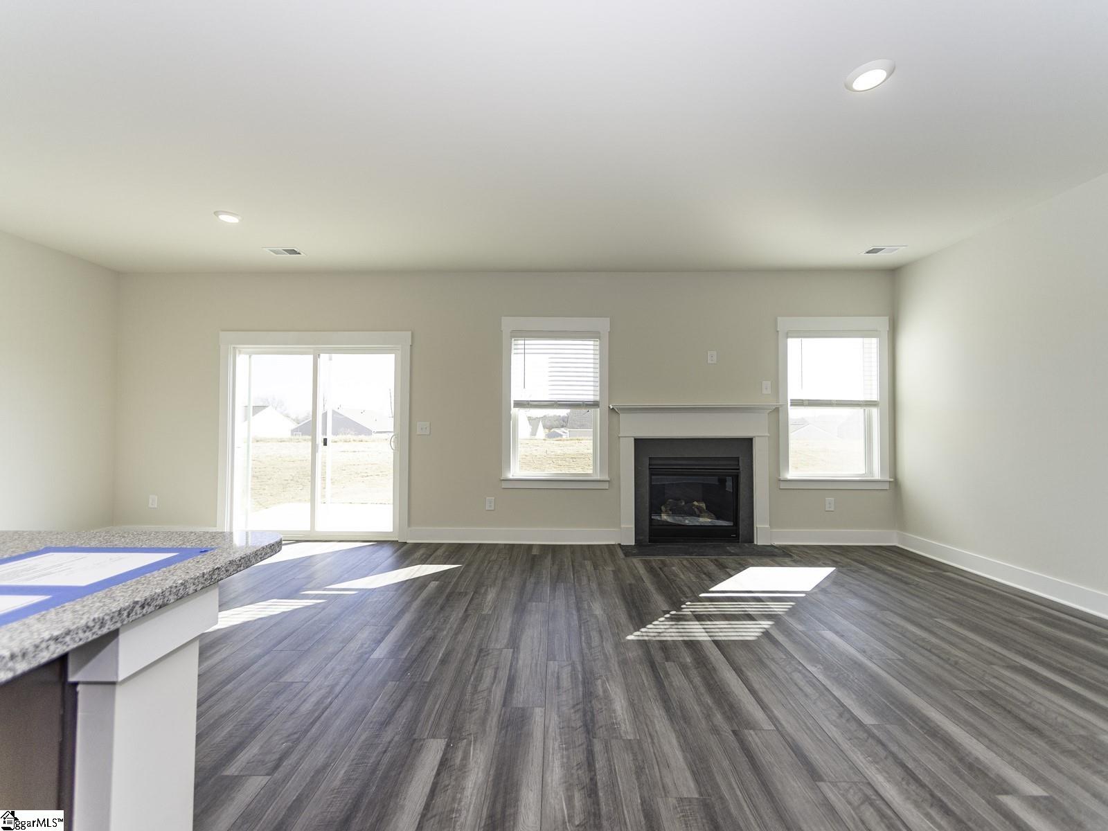 14 Shorncliffe Road Simpsonville, SC 29680 - Photo 15 of 35 Gallery Image 15