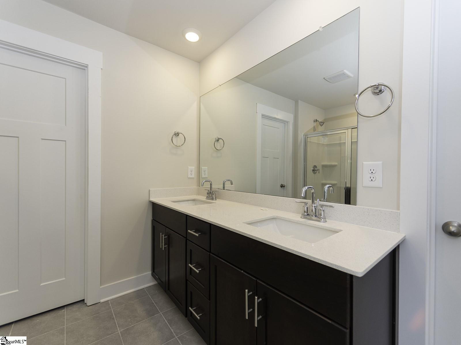 14 Shorncliffe Road Simpsonville, SC 29680 - Photo 21 of 35 Gallery Image 21