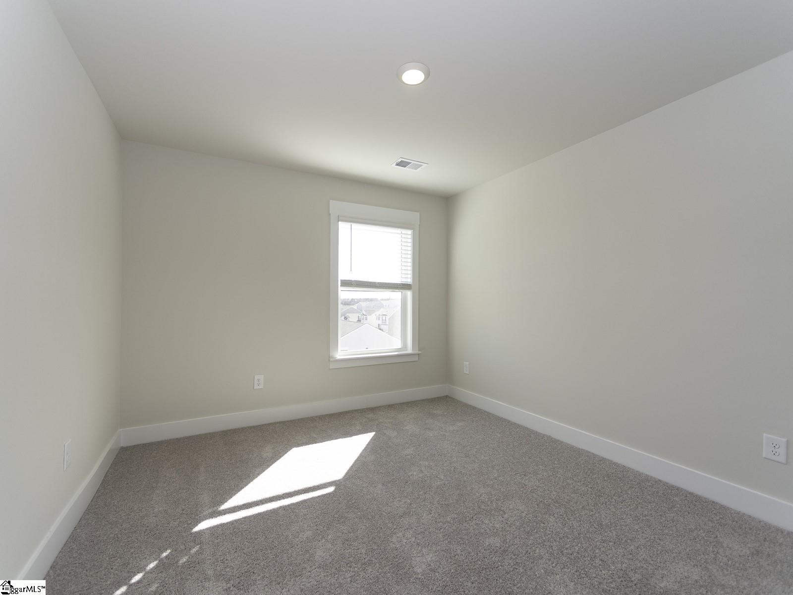 14 Shorncliffe Road Simpsonville, SC 29680 - Photo 28 of 35 Gallery Image 28