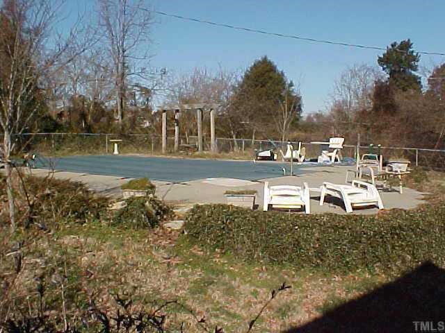 980 Rock Mill Road Henderson, NC 27537 - Photo 3 of 6 Inround pool with new liner and tools in Spring of 2005