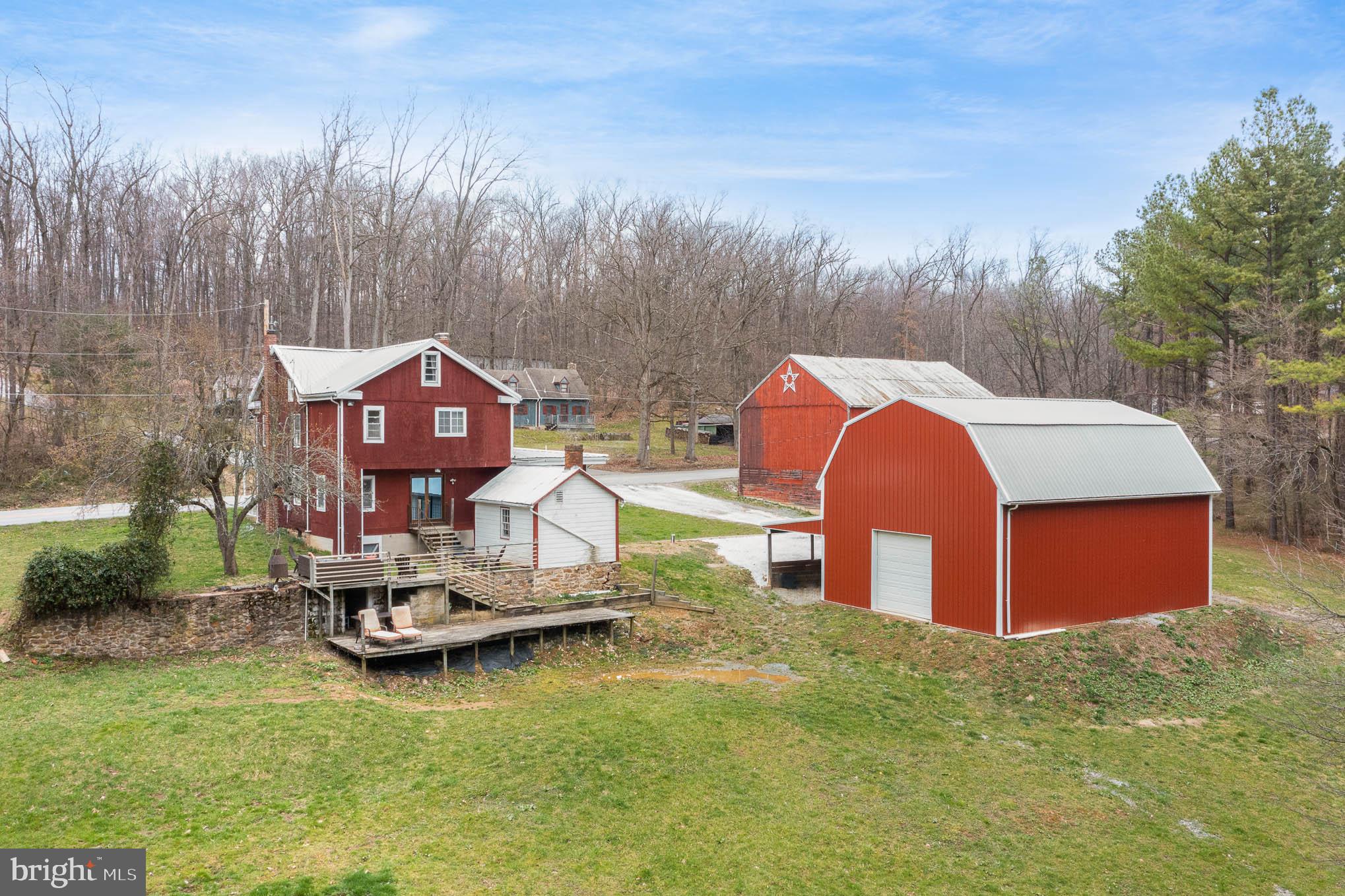 5273 Pigeon Hill Road Spring Grove, PA 17362 - Photo 6 of 39