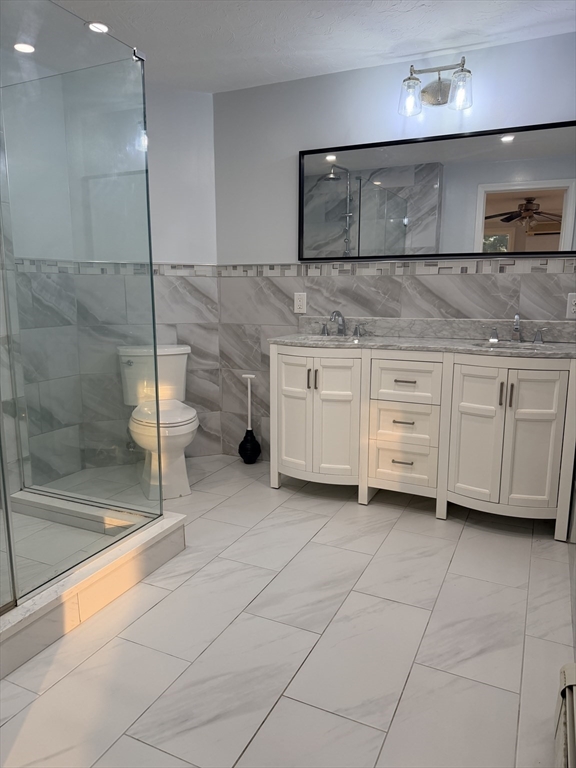 29 Newport Road Hull, MA 02045 - Photo 33 of 42 Gallery Image 33