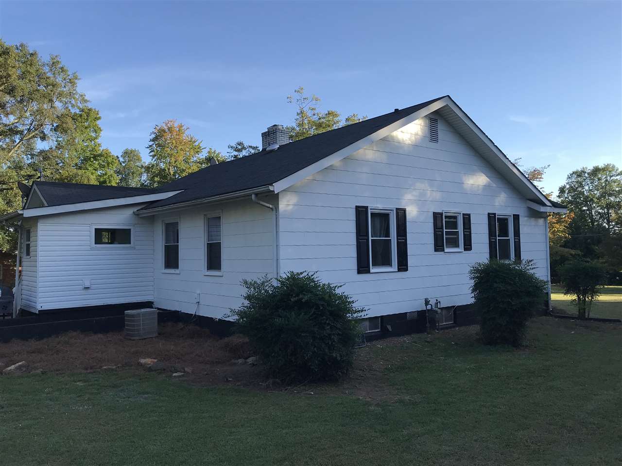 58 North Howard Street Inman, SC 29349 - Photo 3 of 18 Gallery Image 3