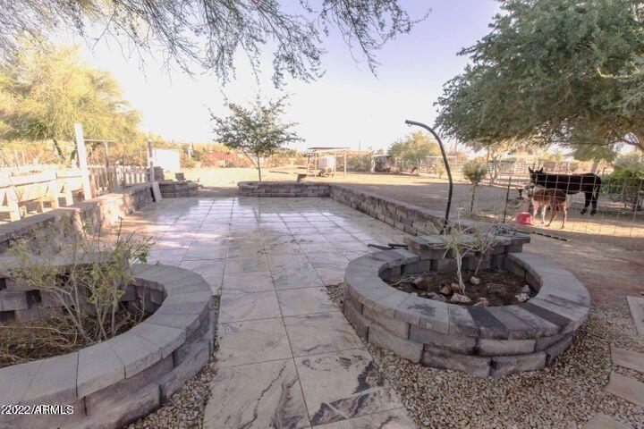 169 South Wickiup Road Apache Junction, AZ 85119 - Photo 11 of 53 20211015172024939393000000-o