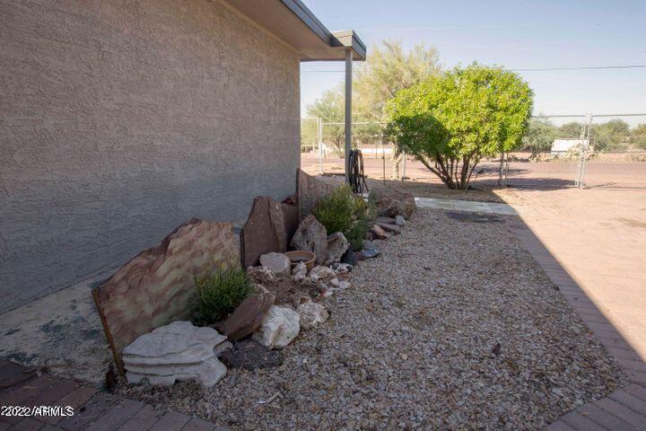 169 South Wickiup Road Apache Junction, AZ 85119 - Photo 7 of 53 20211015171925751223000000-o