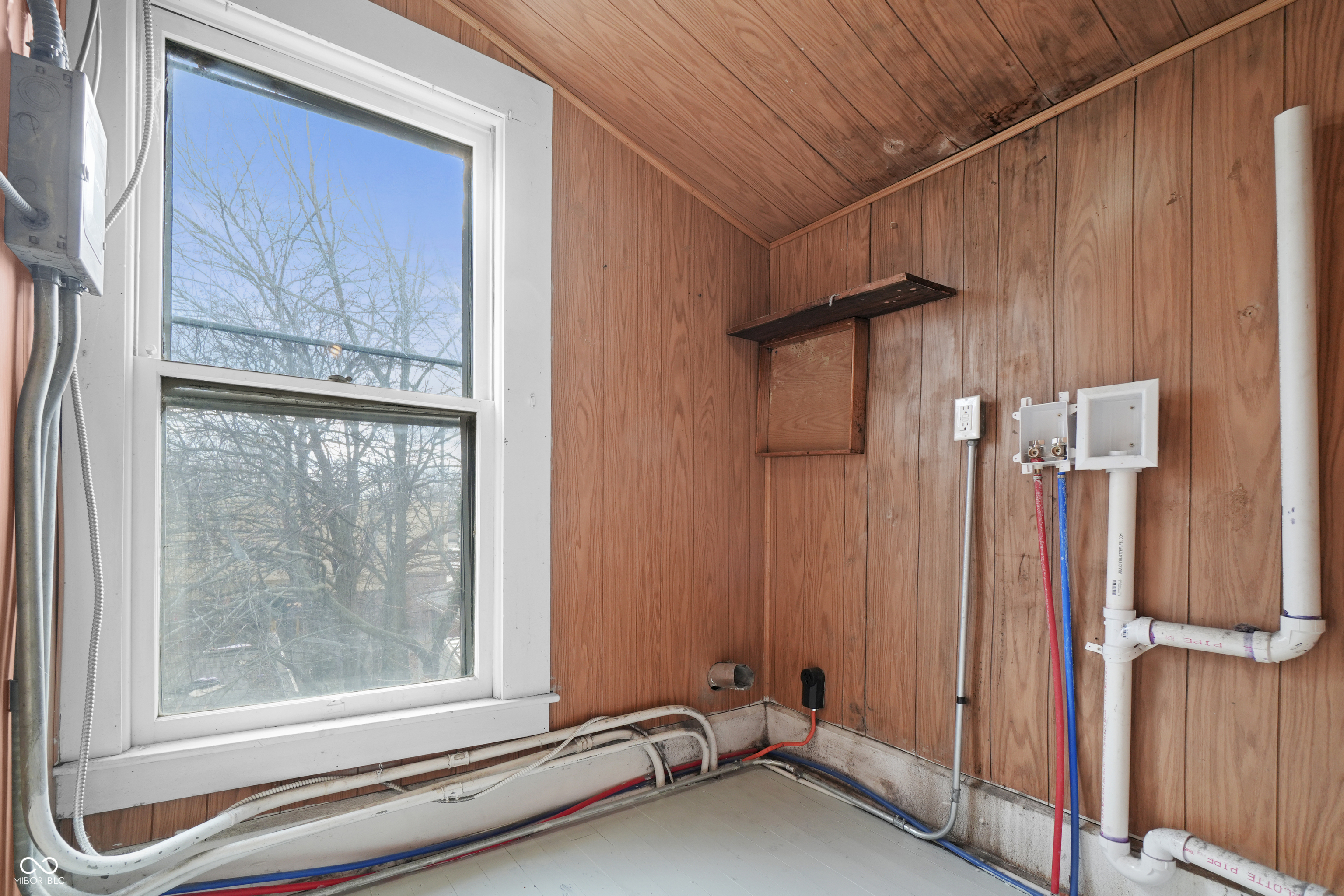 131 West 13th Street Anderson, IN 46016 - Photo 3 of 27