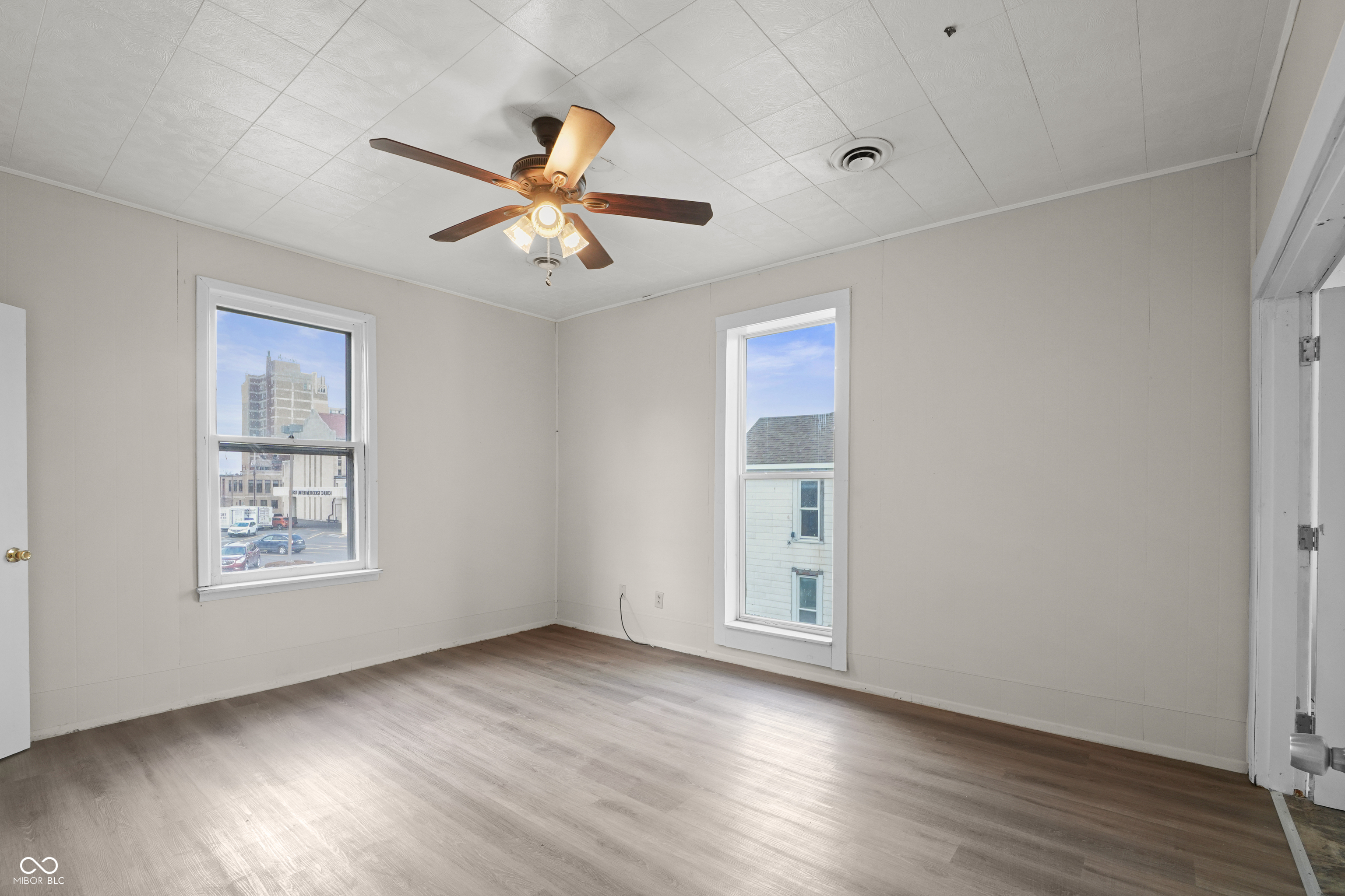 131 West 13th Street Anderson, IN 46016 - Photo 7 of 27